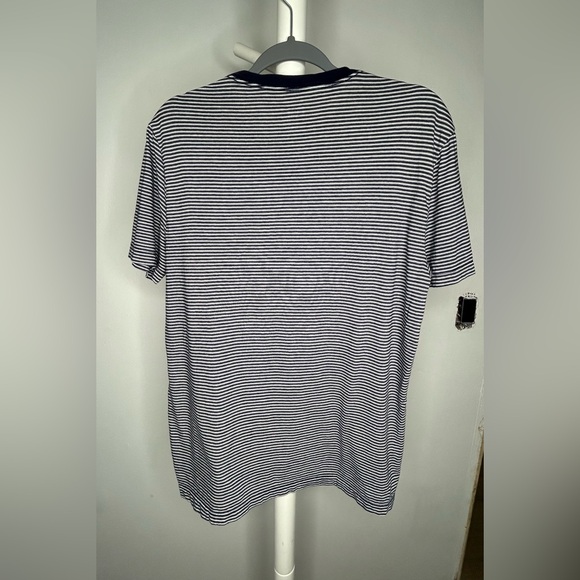 Gap Men’s CrewNeck Blue & White Shirt - Picture 5 of 11